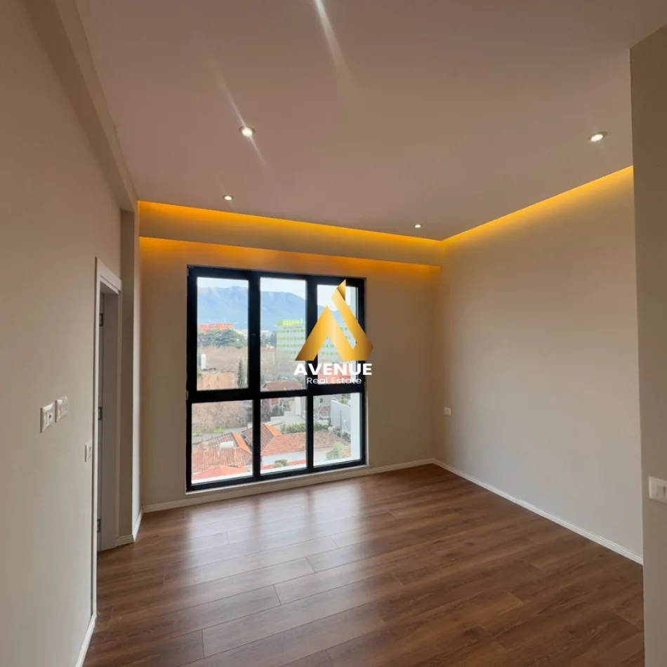 Tirane, jepet me qera apartament Kati 5, 100 m² 600 € (rruga e dibres)