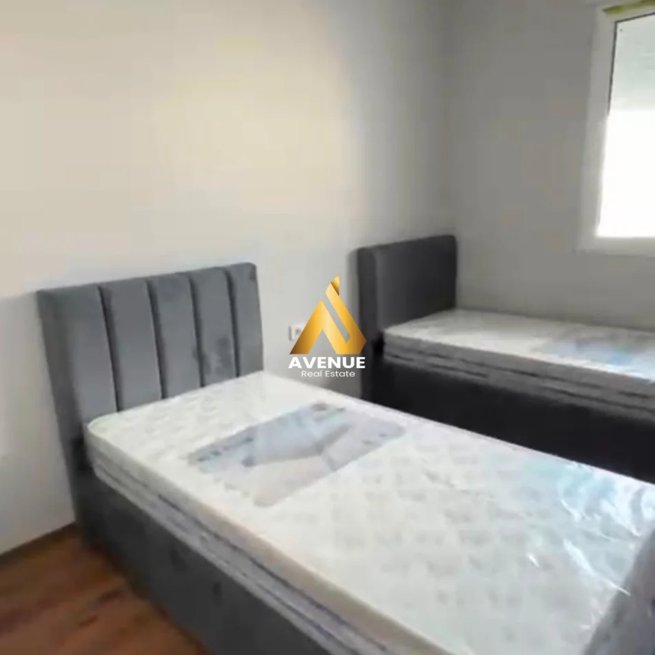 Tirane, jepet me qera apartament 2+1+Ballkon Kati 5, 85 m² 550 € (paskuqan, unaza e re)