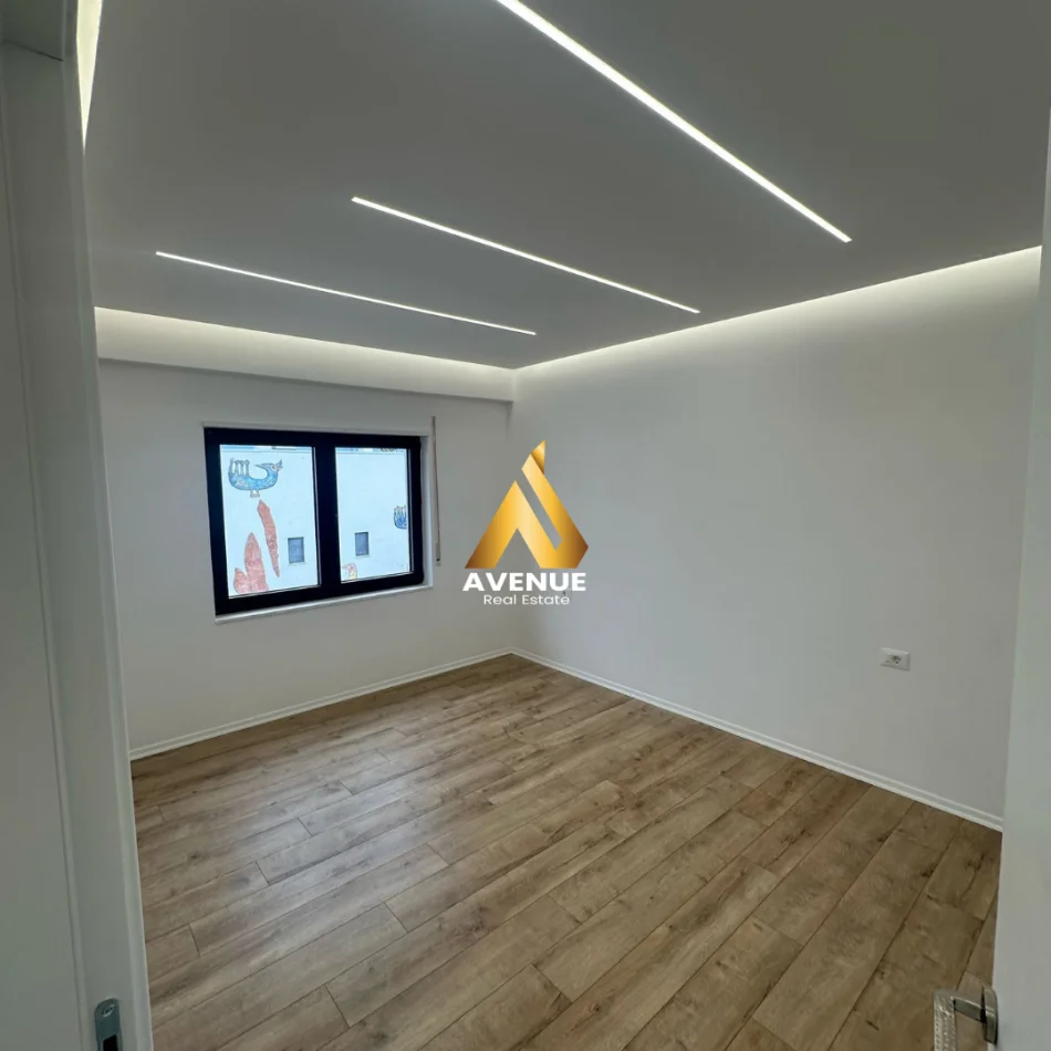 Tirane, shitet apartament 2+1+Ballkon Kati 4, 65 m² 140.000 € (KODRA E DELLIT)