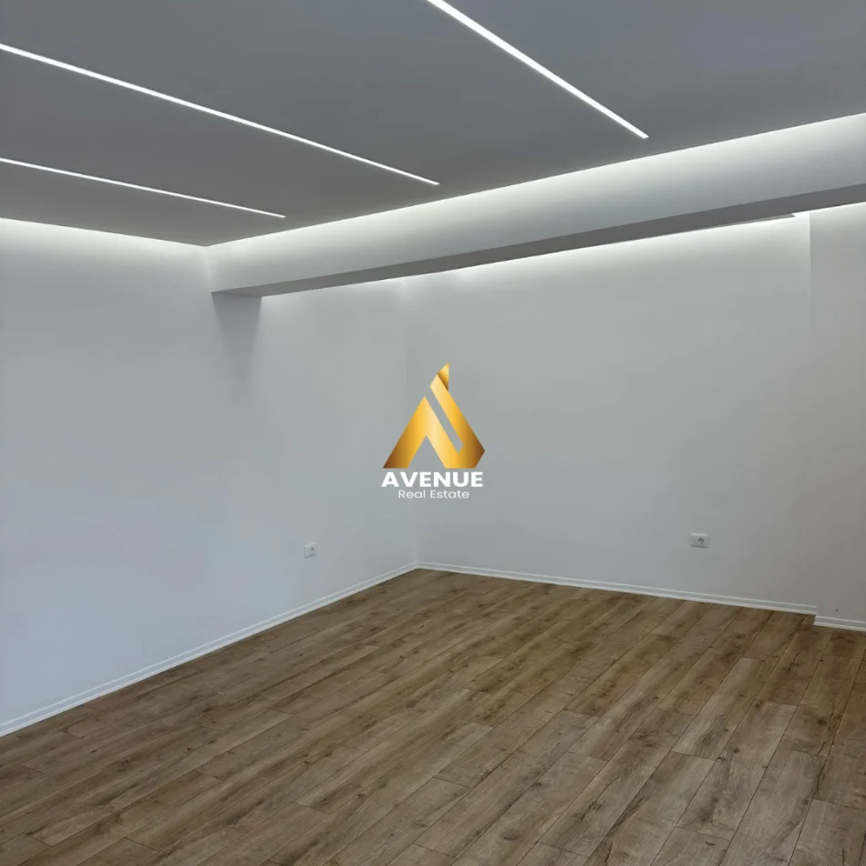 Tirane, shitet apartament 2+1+Ballkon Kati 4, 65 m² 140.000 € (KODRA E DELLIT)