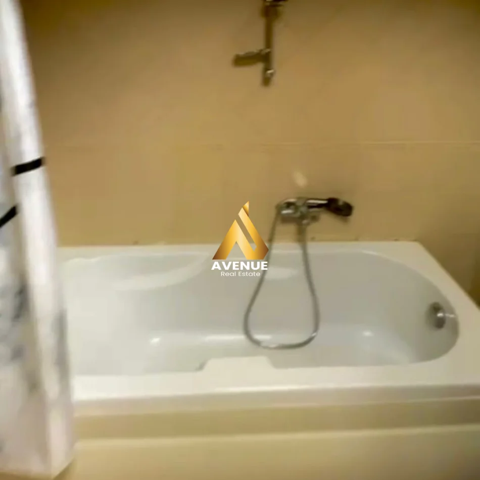 Tirane, jepet me qera apartament 1+1+Ballkon Kati 2, 80 m² 700 € (shyqyri brari)