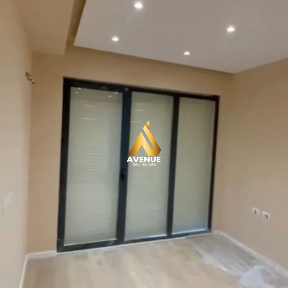 Tirane, shitet apartament 2+1+Ballkon Kati 3, 117 m² 320.000 € (rruga e durresit)