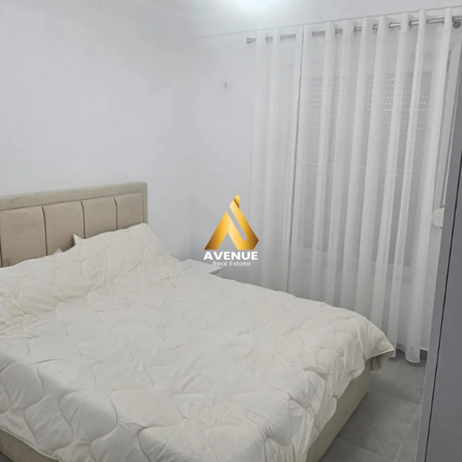 Tirane, jepet me qera apartament 1+1+Ballkon Kati 4, 60 m² 400 € (hamdi pepo)