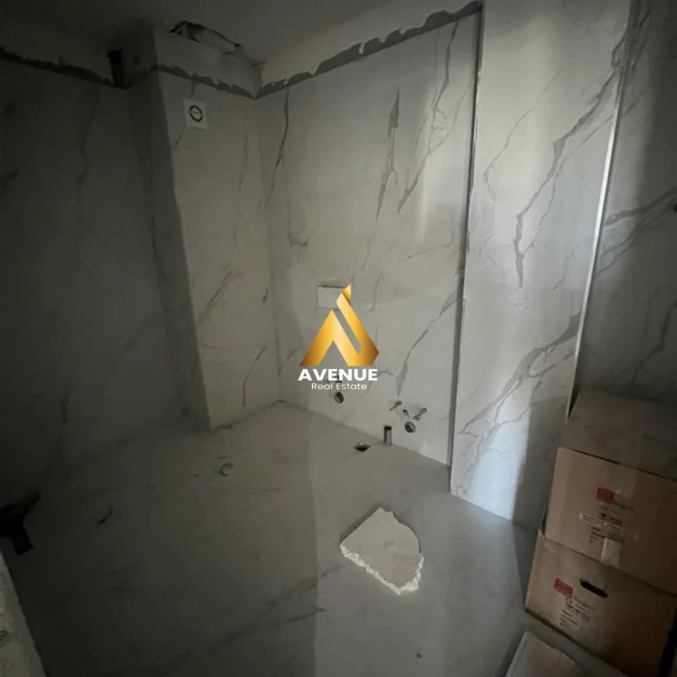 Tirane, shitet apartament 1+1+Ballkon Kati 3, 81 m² 135.000 € (garden turdiu)