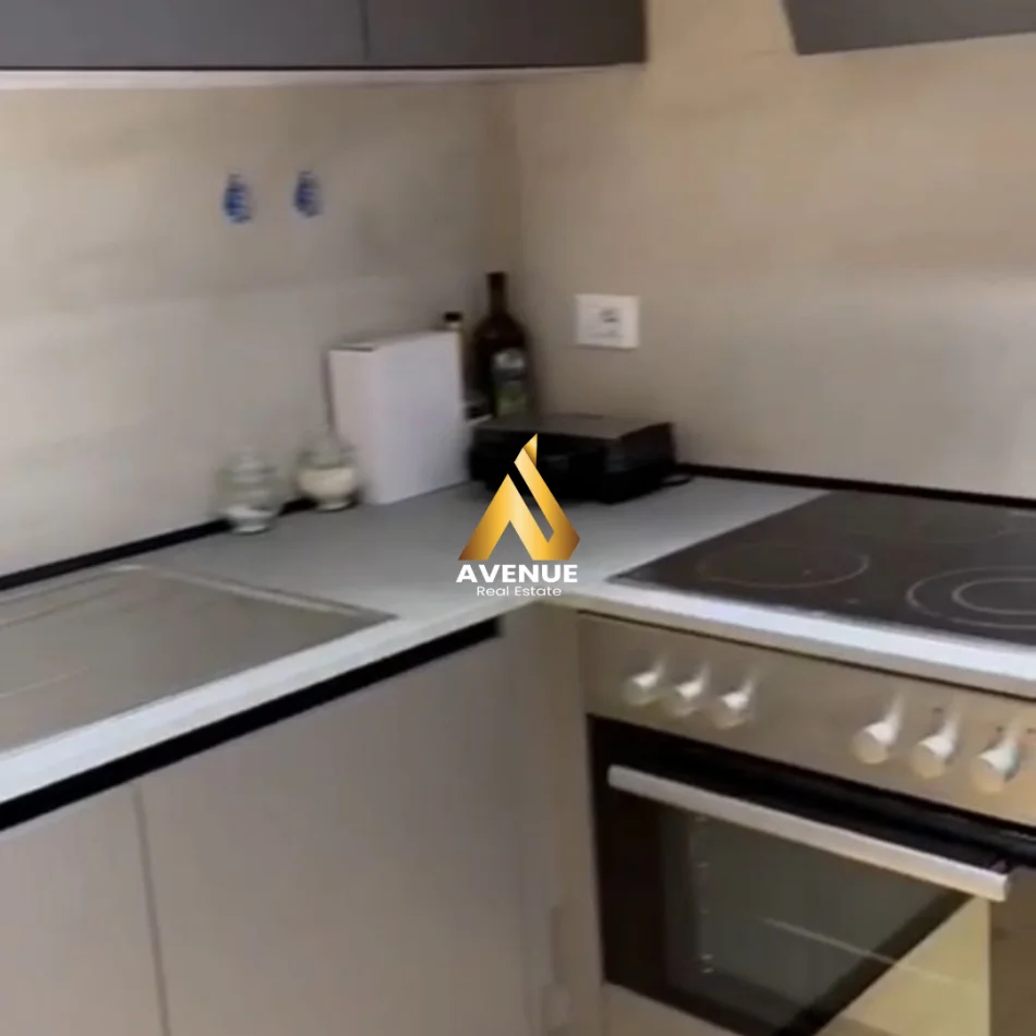 Tirane, shitet apartament 1+1+Ballkon Kati 5, 65 m² 104.000 € (fusha e aviacionit)