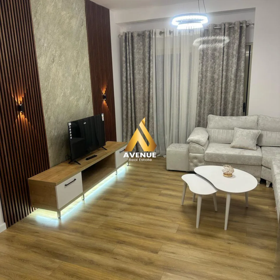 Tirane, shitet apartament 1+1+Ballkon Kati 5, 65 m² 95.000 € (misto mame)