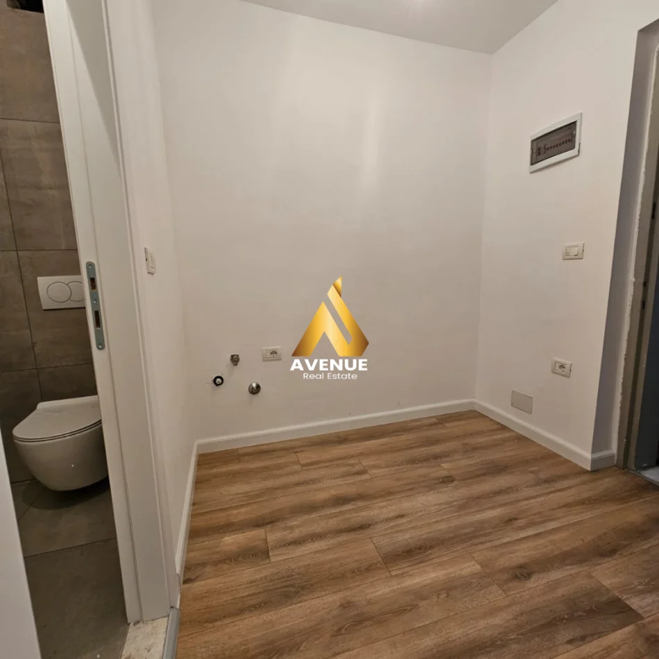 Tirane, shitet apartament 1+1 Kati 5, 42 m² 98.000 € (sander prosi)