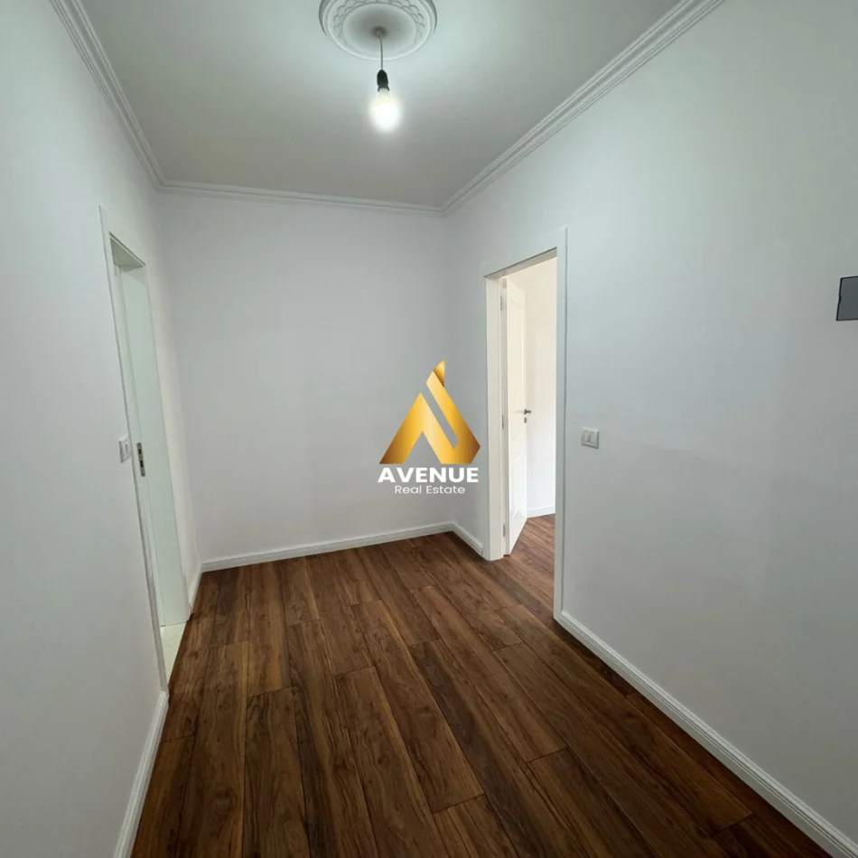 Tirane, shitet apartament 1+1+Ballkon Kati 2, 63 m² 122.000 € (irfan tomini)