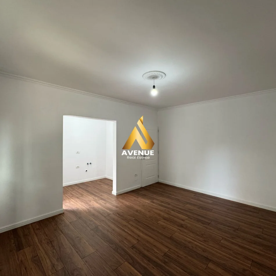 Tirane, shitet apartament 1+1+Ballkon Kati 2, 63 m² 122.000 € (irfan tomini)