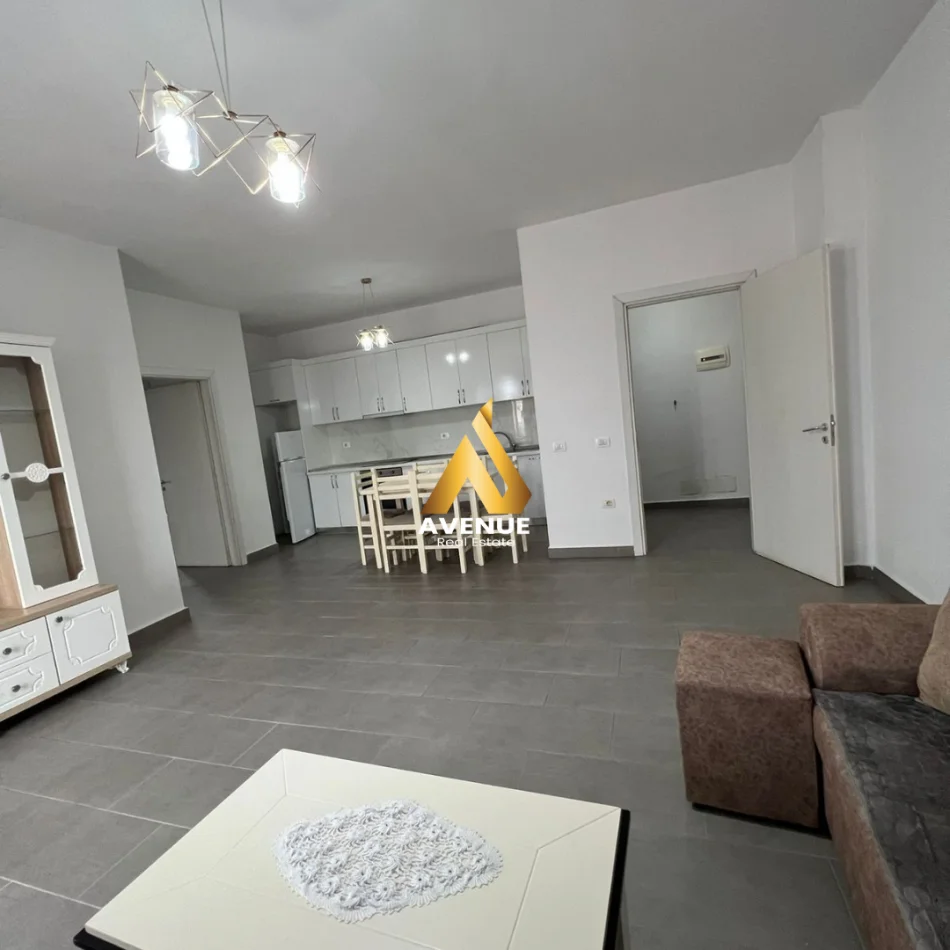 Tirane, shitet apartament 2+1+Ballkon Kati 6, 110 m² 1.150.000 € (BULEVARDI BLU KAMEZ)
