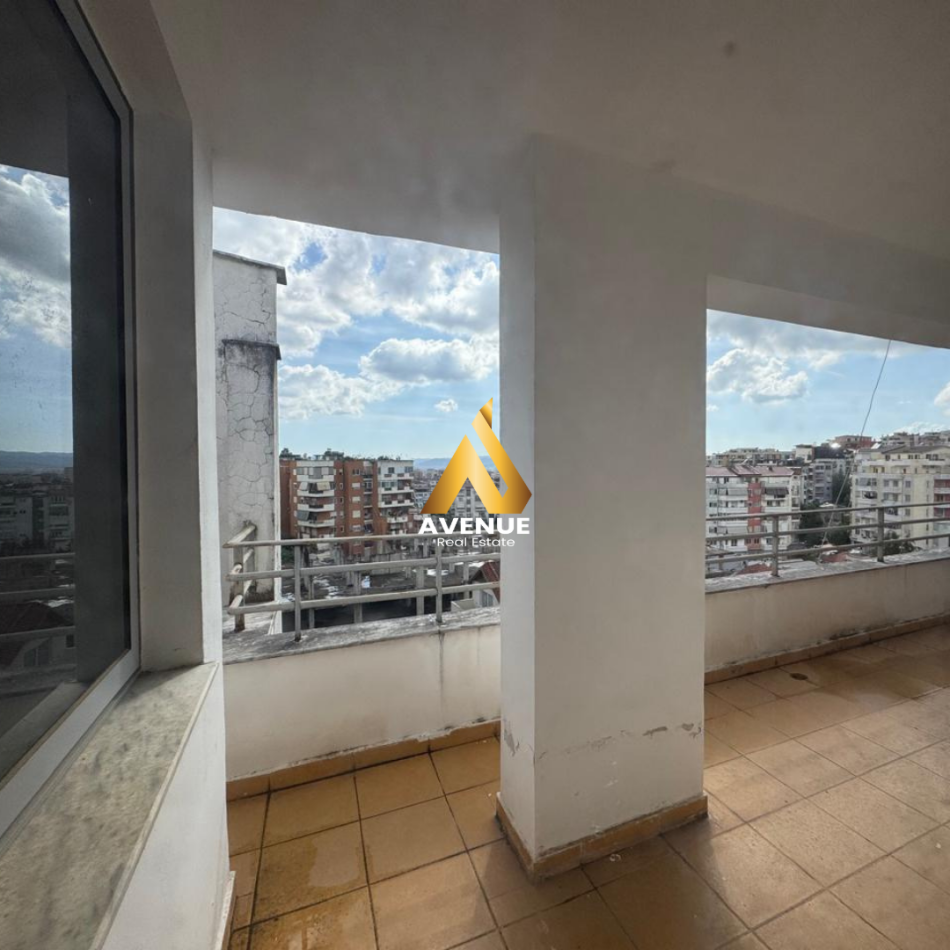 Tirane, shitet apartament 3+1+Ballkon Kati 7, 243 m² 218.700 € (muhamed deliu)