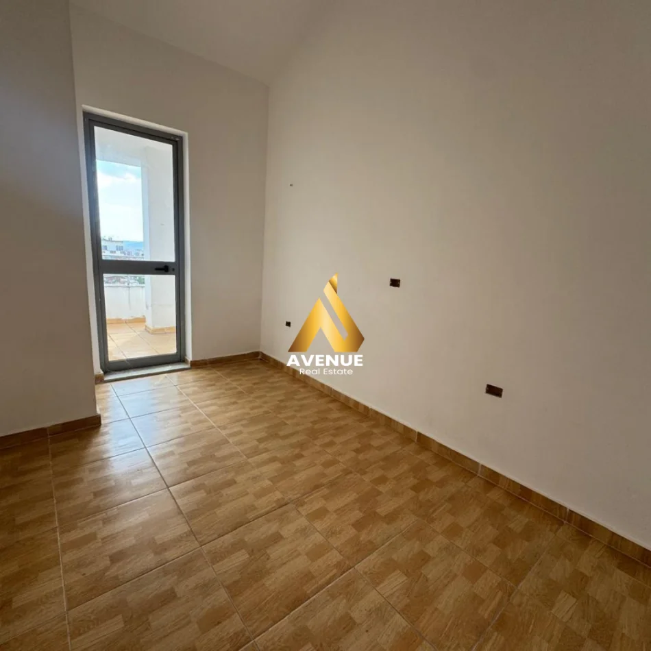 Tirane, shitet apartament 3+1+Ballkon Kati 7, 243 m² 218.700 € (muhamed deliu)