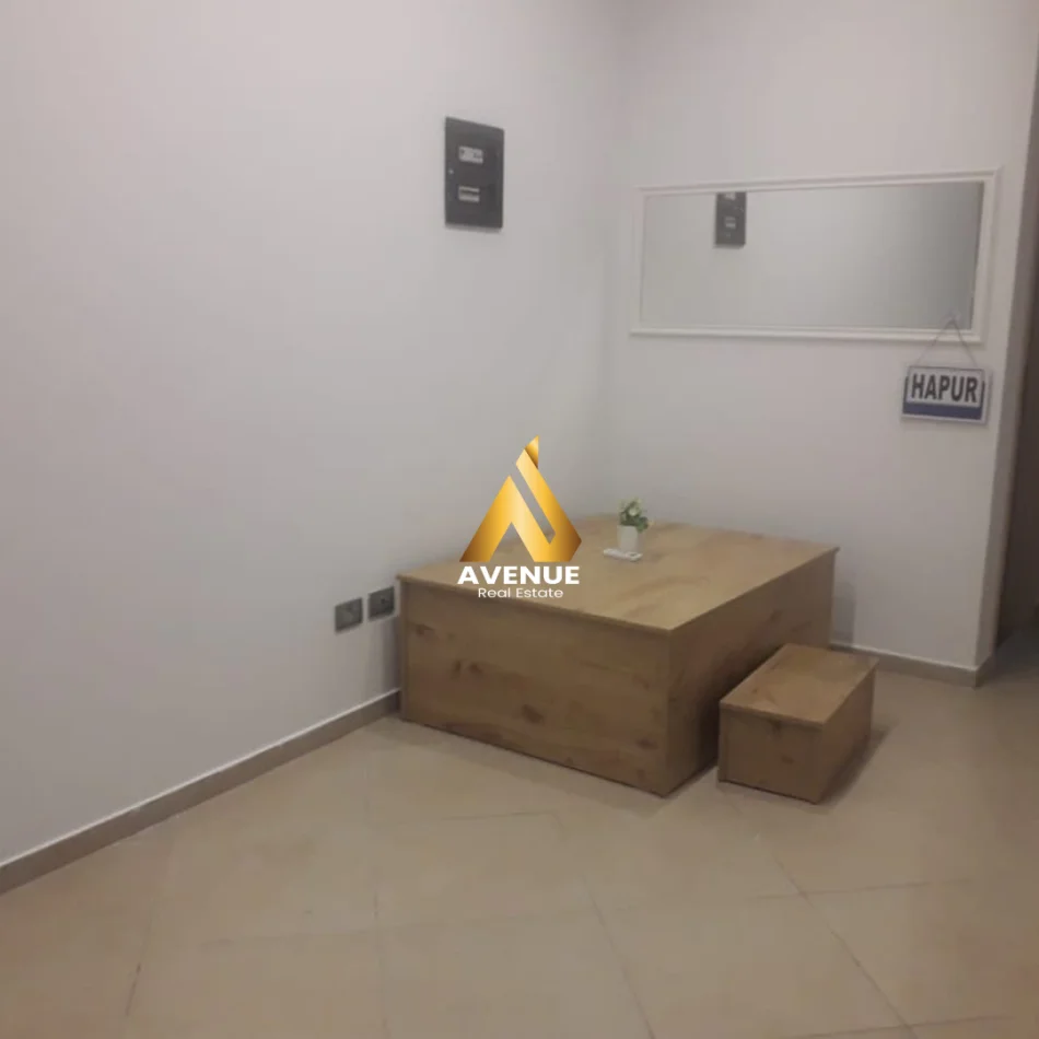 Tirane, jepet me qera dyqan Kati 0, 30 m² 300 € (KINOSTUDIO)