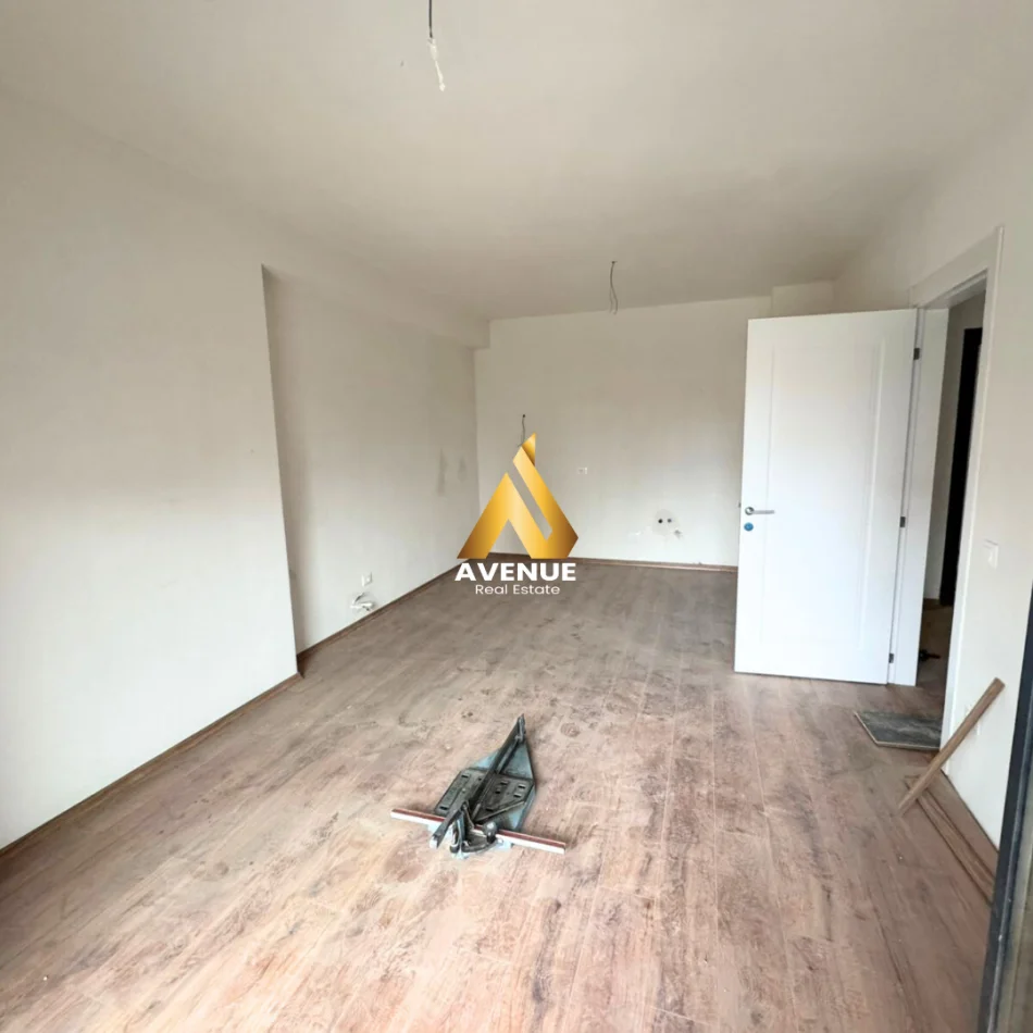 Tirane, shitet apartament 2+1+Ballkon Kati 2, 105 m² 178.000 € (filip jano) Bulevard i RI