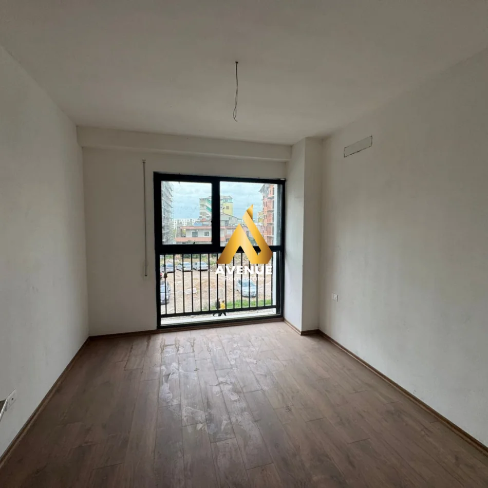 Tirane, shitet apartament 2+1+Ballkon Kati 2, 105 m² 178.000 € (filip jano) Bulevard i RI