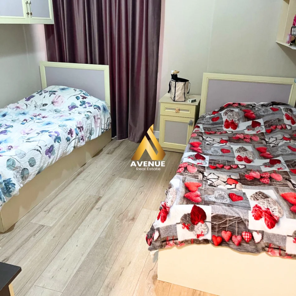 Tirane, jepet me qera apartament 2+1+Ballkon Kati 3, 103 m² 10.000 € (kopshti zoologjik)