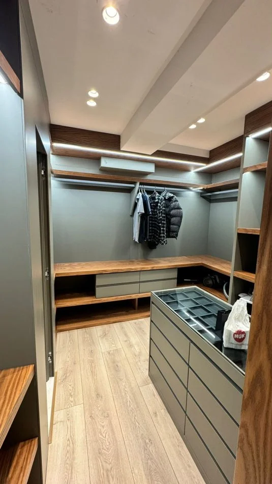 🏡 Shitet Super Apartament i arreduar me Projekt Arkitekt 3+1+2 + Oborr Privat te Kodra Diellit