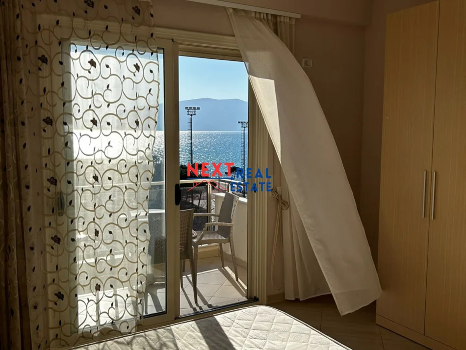 JEPET ME QERA AFATGJATE APARTAMENT 1+1 ME PAMJE NGA DETI NE LUNGOMARE