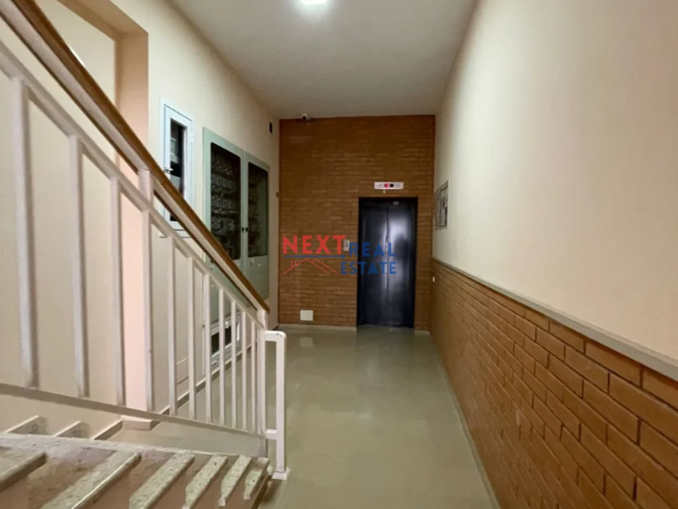 Vlore, jepet me qera apartament 2+1+Aneks+Ballkon , 140 m² 550 € (KISHA ORTODOKSE)