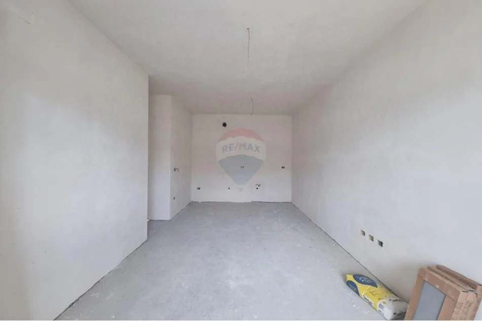 Tirane, shitet apartament 2+1 , 91 m² 98.000 € (Univers City)