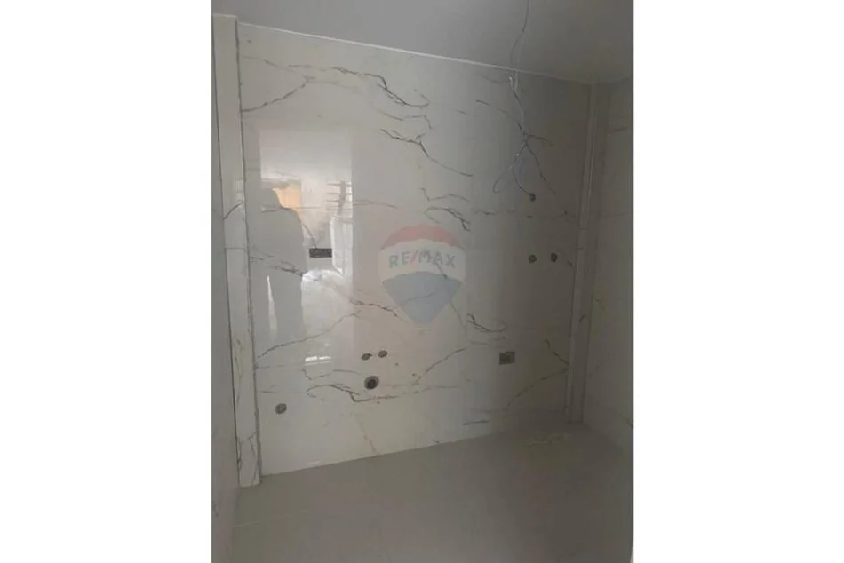 Tirane, shitet apartament duplex Dublex Kati 0, 168 m² 318.000 € (Rruga Thanas Ziko)