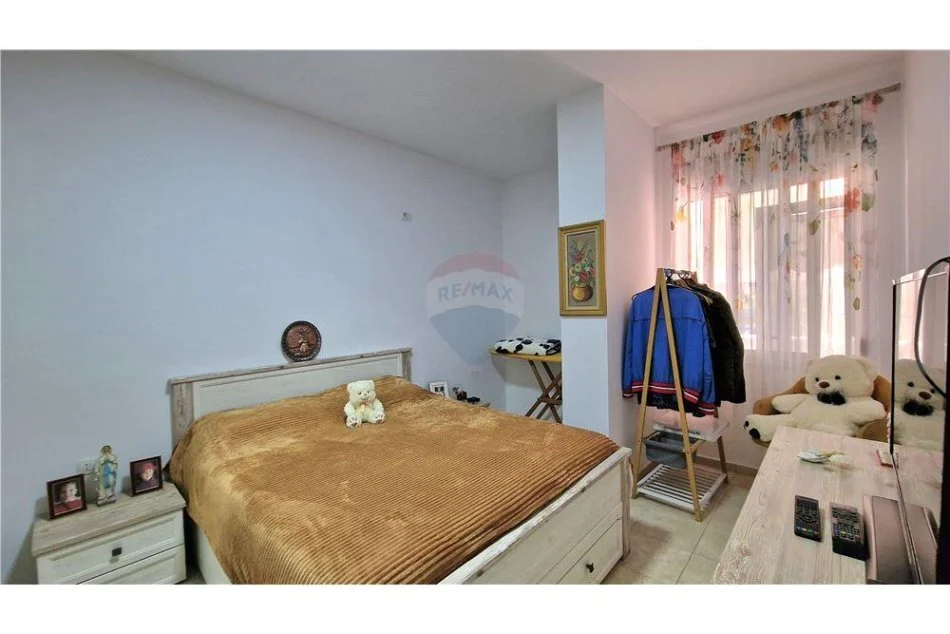 Vlore, shitet apartament 1+1+Ballkon Kati 3, 94 m² 97.000 € (Transballkanike)