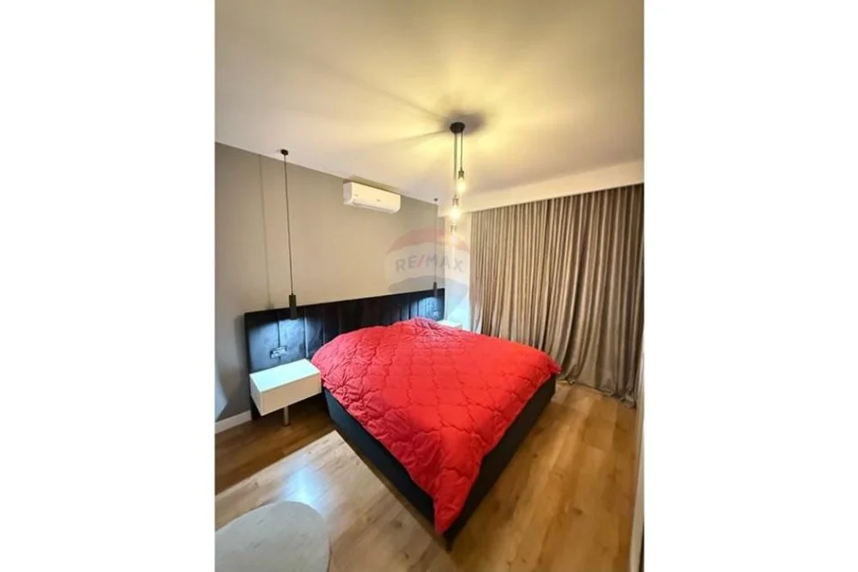 Tirane, jepet me qera apartament 1+1 Kati 11, 80 m² 700 € (Kika 2)