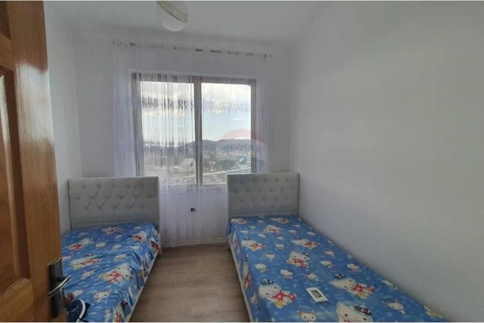 Tirane, jepet me qera apartament , 89 m² 500 € (Pallatet Çabej, Yzberisht)