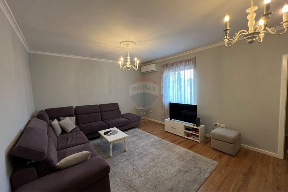 Tirane, jepet me qera apartament , 60 m² 600 €