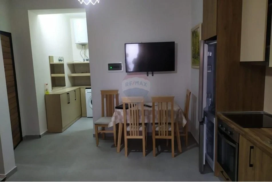 Shqiperi, jepet me qera apartament 1+1+Ballkon Kati 3, 59 m² 401 € (Kodra e Diellit)