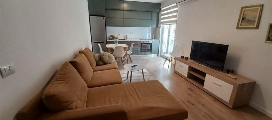 Tirane, jepet me qera apartament 1+1 Kati 0, 54 m² 700 € (Myslym Shyri)