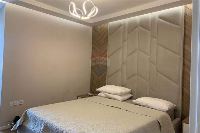 Tirane, shitet apartament 2+1+BLK Kati 9, 88 m² 185.000 Euro (Rruga e Kavajes)