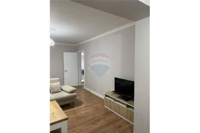 Tirane, jepet me qera apartament 2+1+BLK Kati 2, 95 m² 550 Euro (Myslym Shyri)