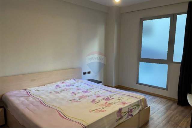 Tirane, jepet me qera apartament 2+1+BLK Kati 5, 99 m² 450 Euro (Myslym Shyri)