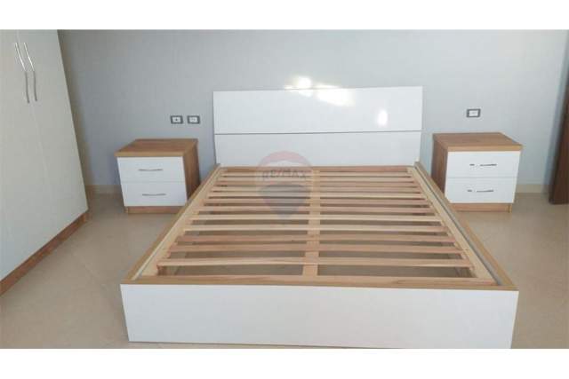 Tirane, jepet me qera apartament 2+1+BLK Kati 3, 90 m² 500 Euro (Don Bosko)