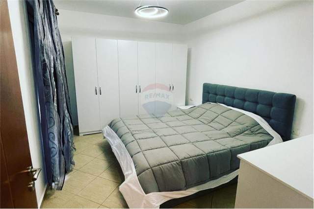 Tirane, jepet me qera apartament 1+1 Kati 4, 60 m² 450 Euro (siri kodra)
