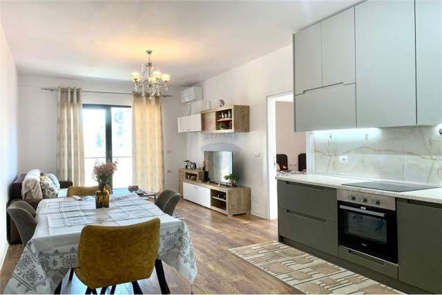 Tirane, jepet me qera apartament 3+1+BLK Kati 2, 120 m² 600 Euro (Ndre Mjeda)