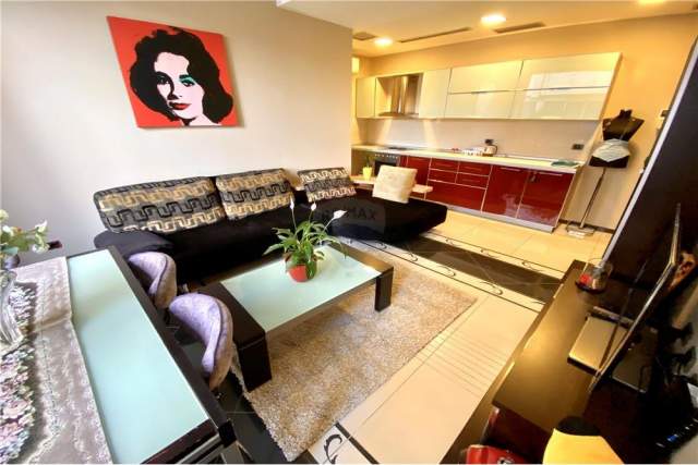 Tirane, jepet me qera apartament 1+1+BLK Kati 2, 78 m² 500 Euro (Rruga Bogdaneve)