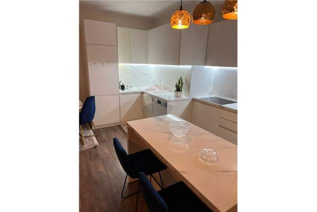 Tirane, jepet me qera apartament 2+1+BLK Kati 2, 104 m² 1.100 Euro (rruga kosovareve)