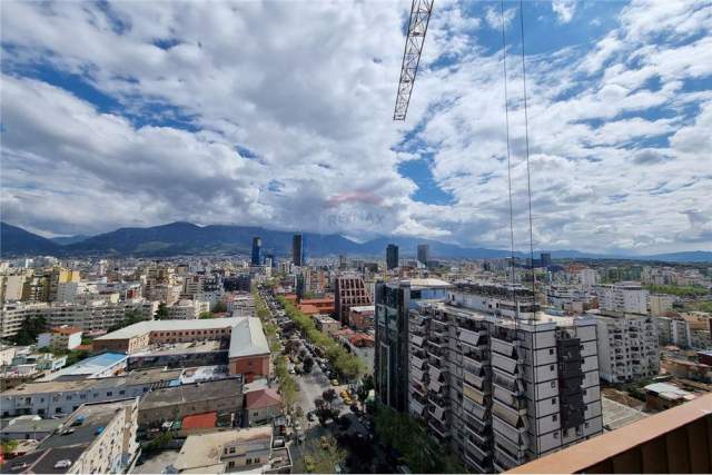 Shqiperi, ofert ambjent biznesi Kati 15, 132 m² 2.500 Euro (Rruga Kavajes)