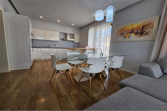 Tirane, jepet me qera apartament 2+1+BLK Kati 4, 115 m² 1.200 Euro (Kopshti Zoologjiik)