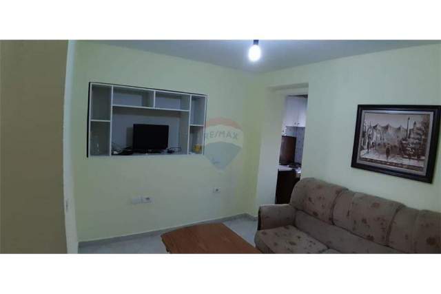 Tirane, shitet apartament 1+1+BLK Kati 2, 55 m² 50.000 Euro (Vangjel Capo)
