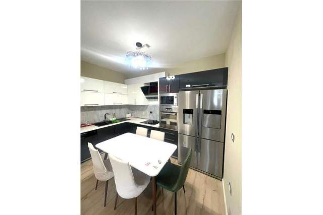 Tirane, jepet me qera apartament 3+1+BLK Kati 6, 125 m² 1.300 Euro (Kopshti Botanik)