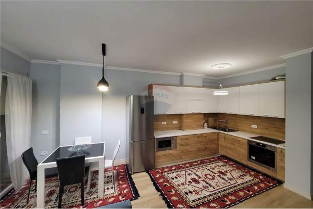 Tirane, jepet me qera apartament 2+1 Kati 6, 93 m² 500 Euro (Rruga Dibres)
