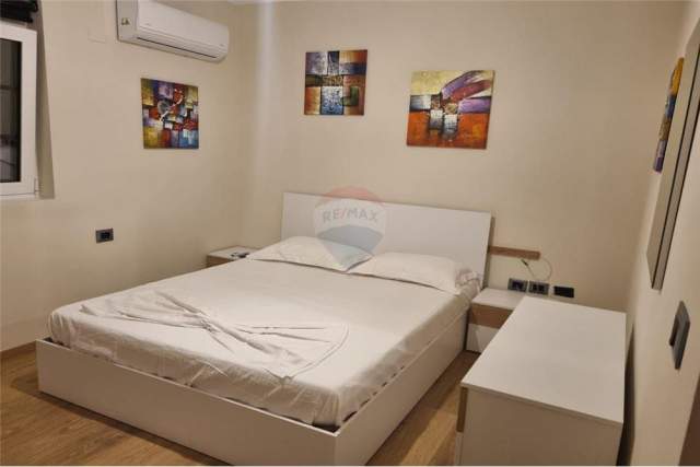 Tirane, shitet apartament 2+1 Kati 2, 71 m² 142.000 Euro (Shallvaret)