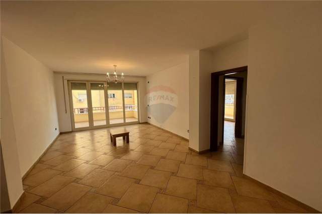 Tirane, shitet apartament 2+1+BLK Kati 6, 116 m² 240.000 Euro (Stadiumi Qemal Stafa)