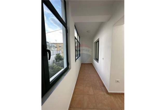 Tirane, shitet apartament 1+1+A+BLK Kati 4, 61 m² 112.000 Euro (Myslym Shyri)