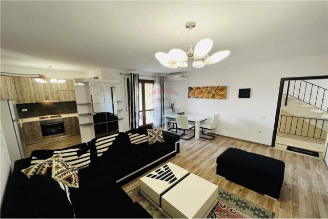 Tirane, jepet me qera apartament 2+1 110 m² 600 Euro