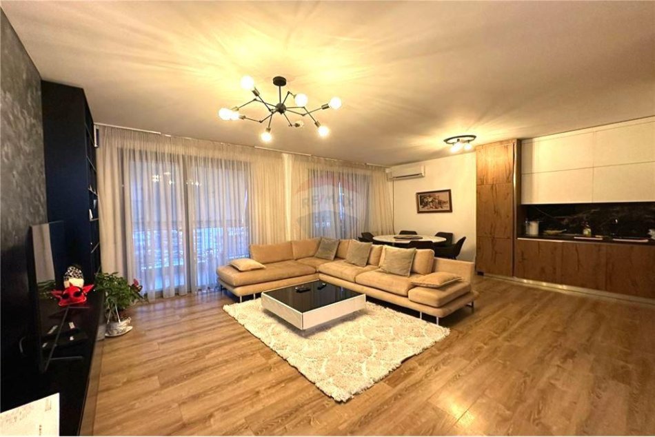 Tirane, jepet me qera apartament 2+1 Kati 4, 121 m² 800 € (21 dhjetori)