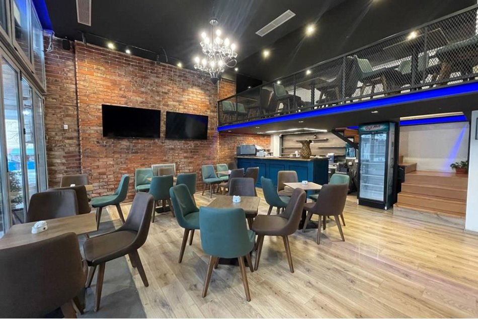 Tirane, shes ambjent biznesi Kati 0, 62 m² 149’900 € (prane Oxhakut)